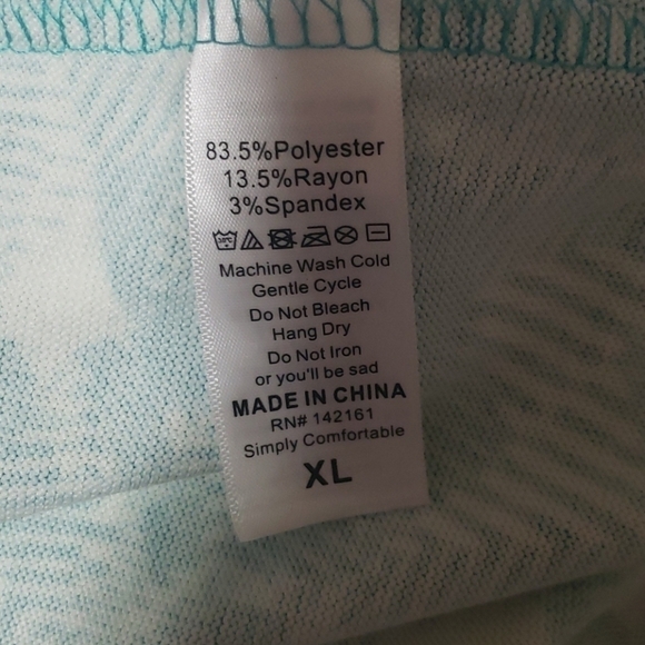 Nwt xl lularoe sarah. Geometric aqua design. - Picture 4 of 4